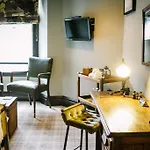 Doodle, Pensjonat 4*