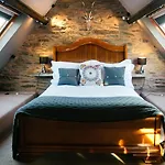 Doodle, Pensjonat 4*