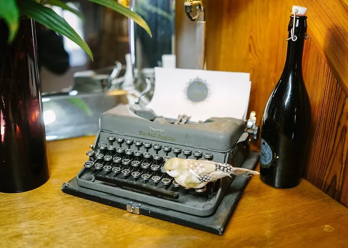 布雷芒特别墅住宿加早餐酒店 4*