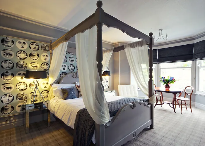 布雷芒特别墅住宿加早餐酒店 招待所 4*